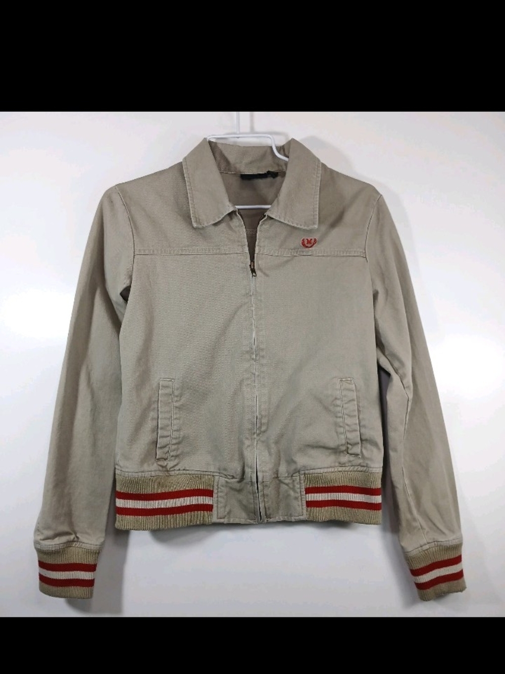 Y2K Women's Hurley Beige Zip-Front Bomber Jacket Red And White Trim